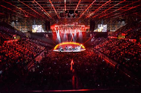 James brown arena - December 30, 2006 / 2:00 PM EST / CBS/AP. More than 8,500 James Brown fans filled an arena bearing his name Saturday in a final, joyful farewell to the singer that seemed as fitting for a civil ...